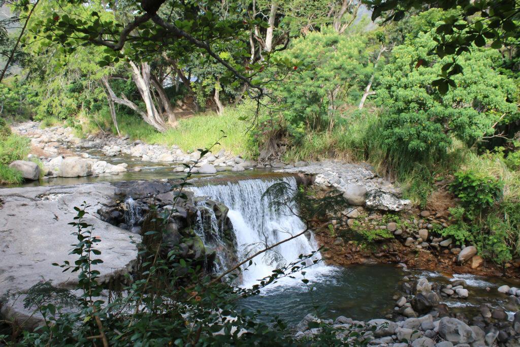 Iao Valley Inn Iao River waterfall