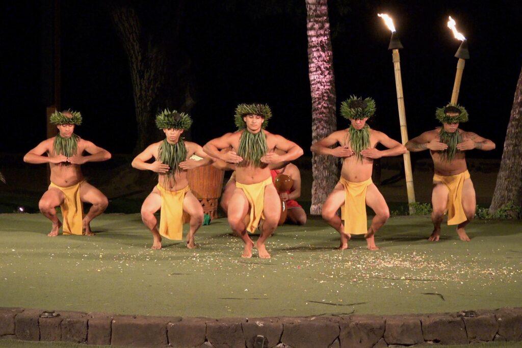 Hale Maumau dancing at Old Lahaina Luau