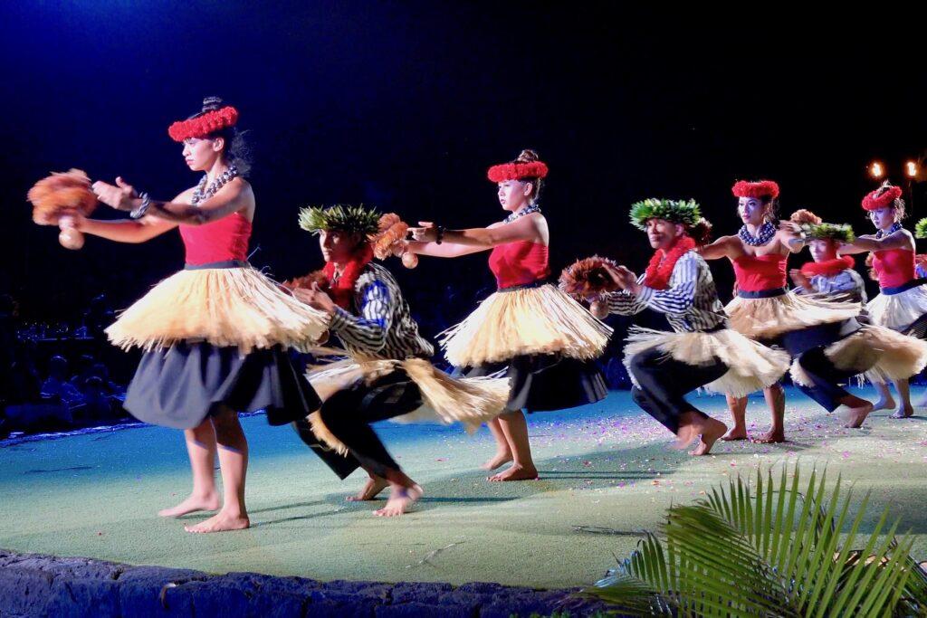 Kalakaua hula dancers